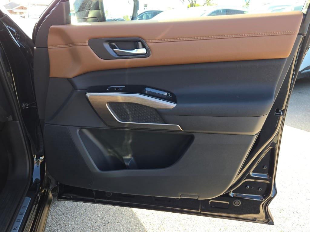 used 2024 Nissan Pathfinder car, priced at $40,500