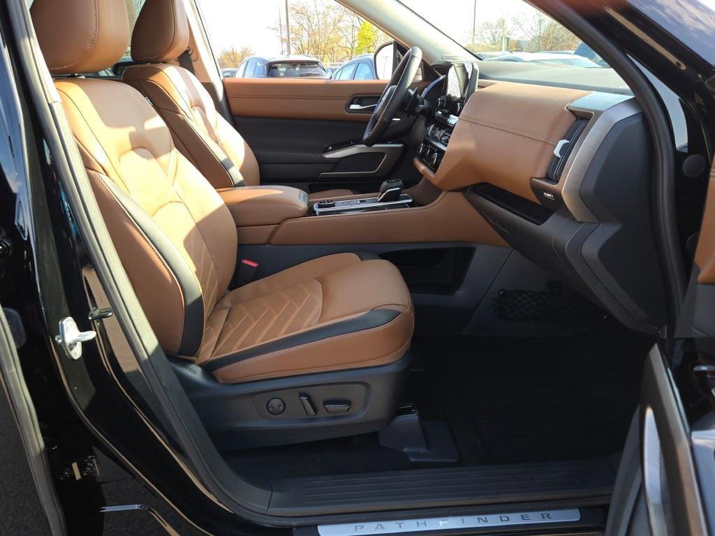 used 2024 Nissan Pathfinder car, priced at $40,500