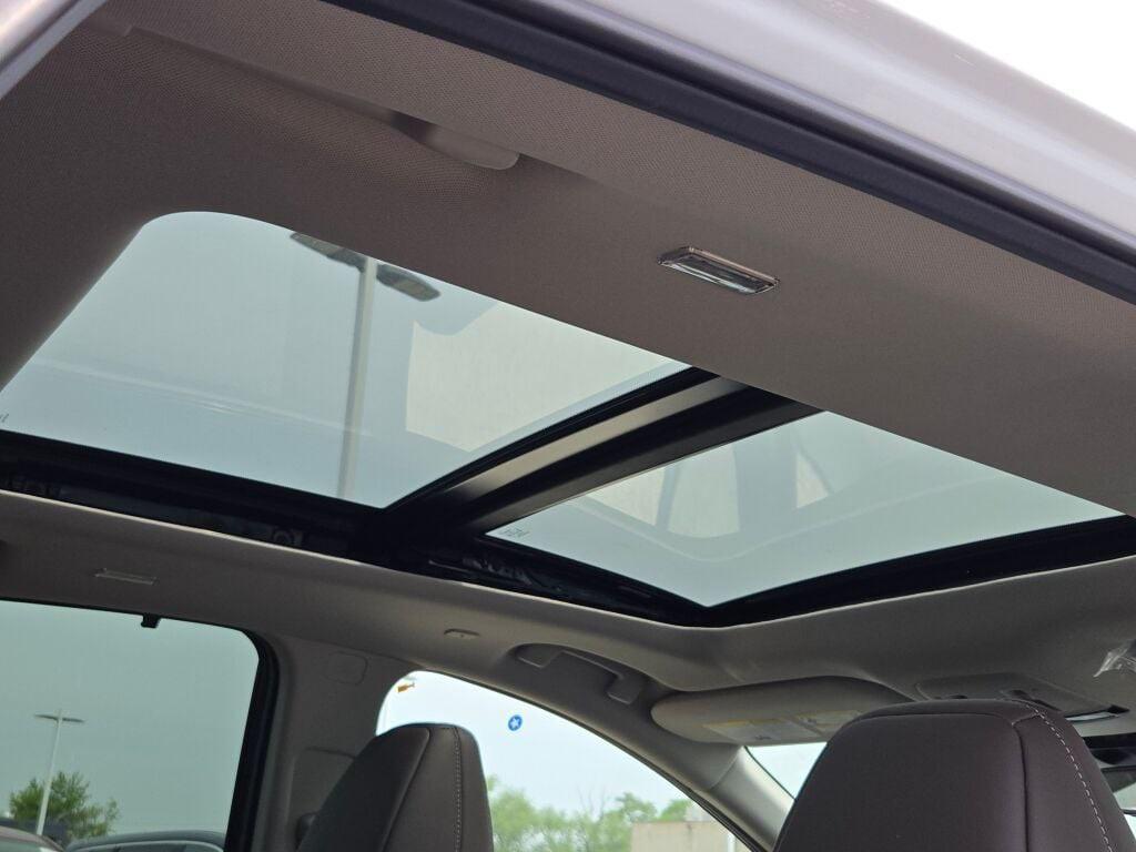 new 2025 Nissan Murano car, priced at $52,750