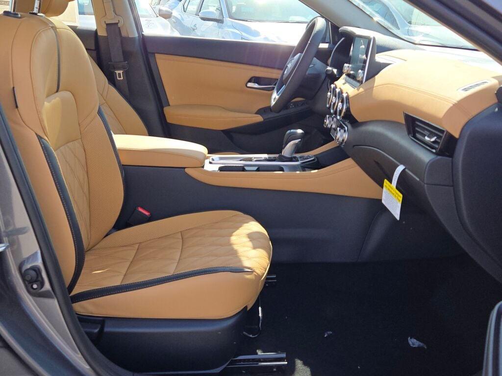 new 2025 Nissan Sentra car, priced at $27,670