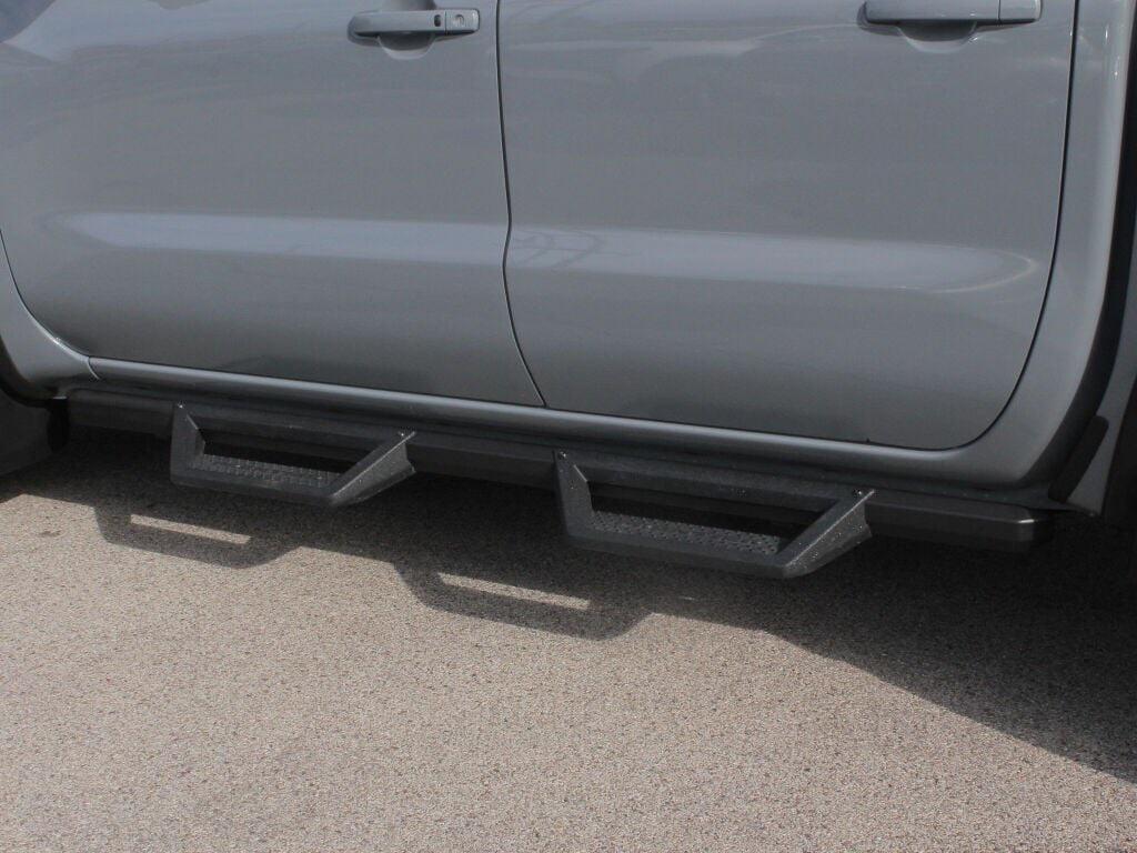 used 2025 Nissan Frontier car, priced at $40,000