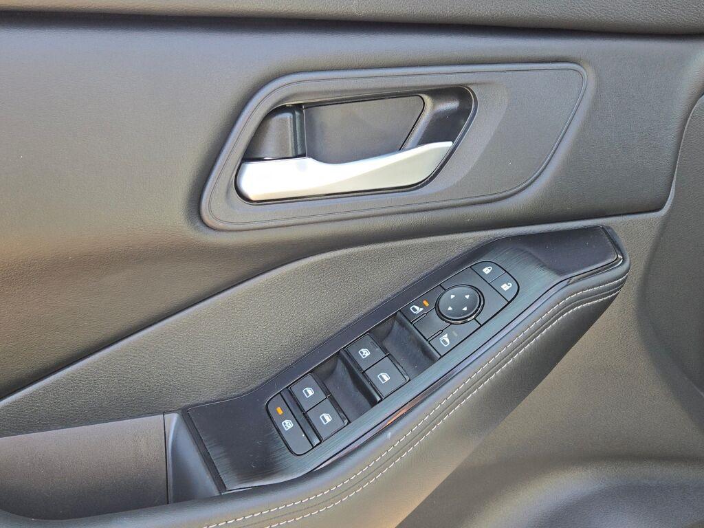 used 2025 Nissan Rogue car, priced at $26,500