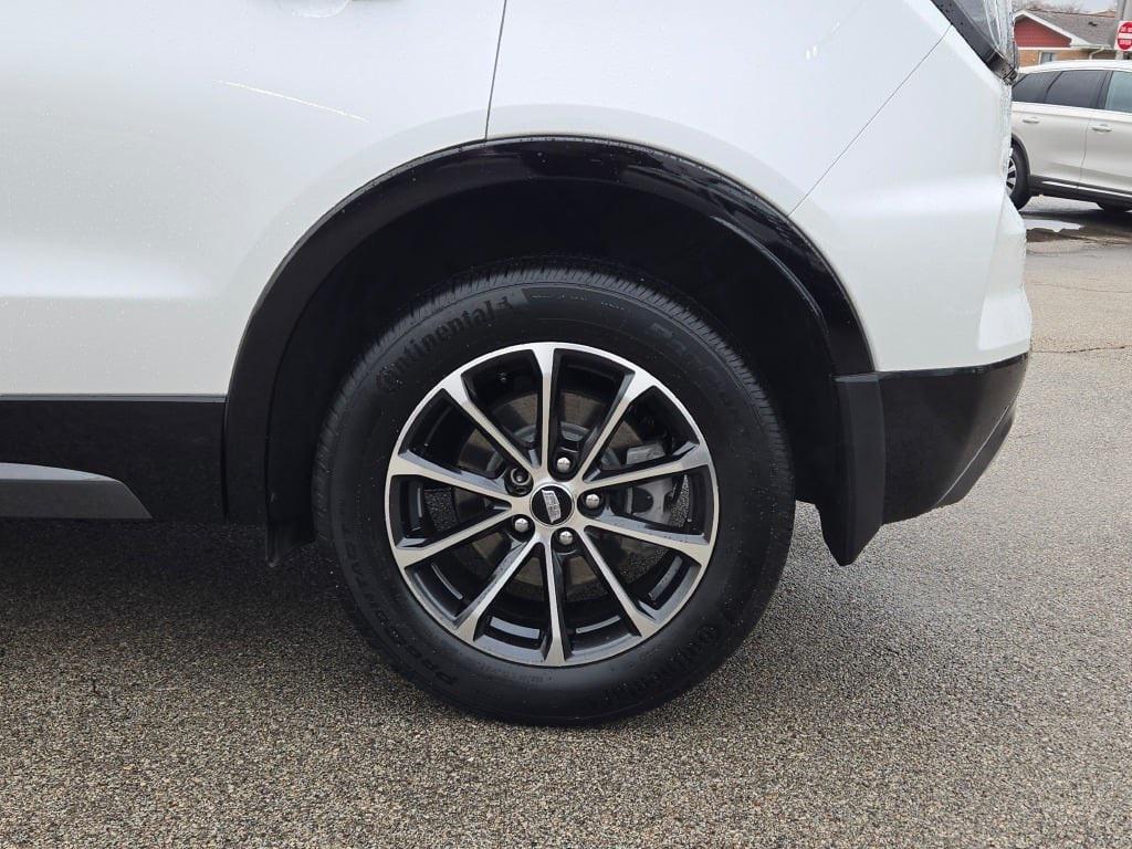 used 2024 Cadillac XT4 car, priced at $41,000