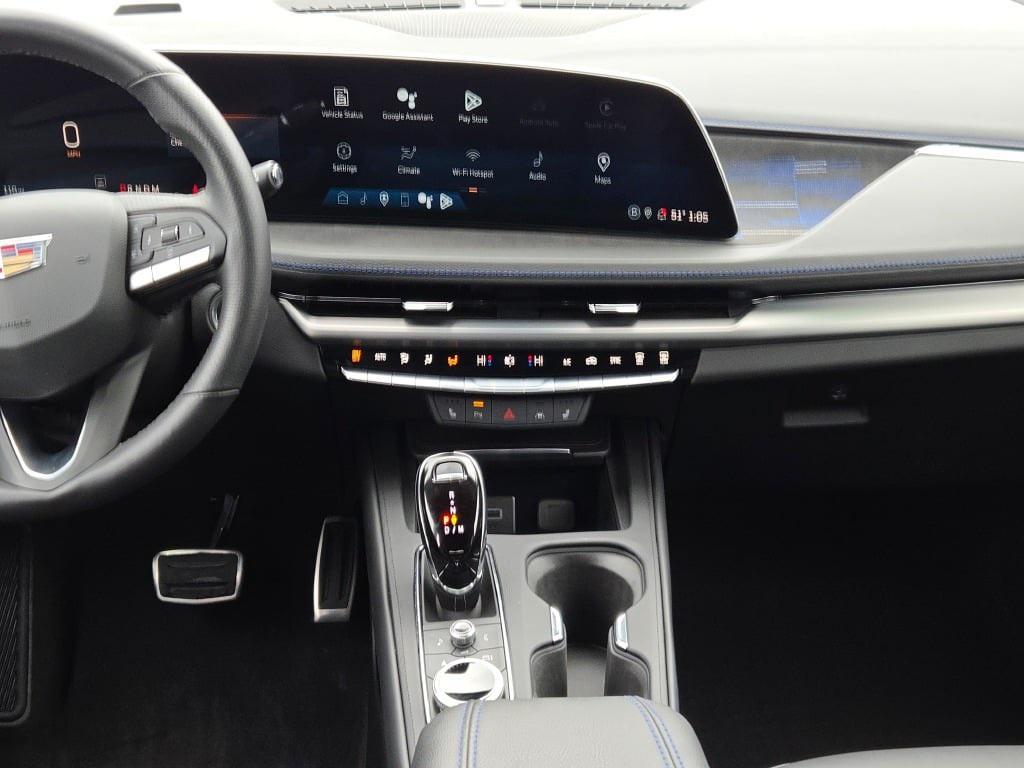 used 2024 Cadillac XT4 car, priced at $41,000