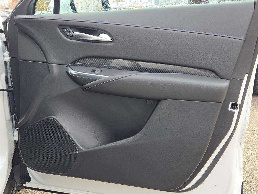 used 2024 Cadillac XT4 car, priced at $41,000