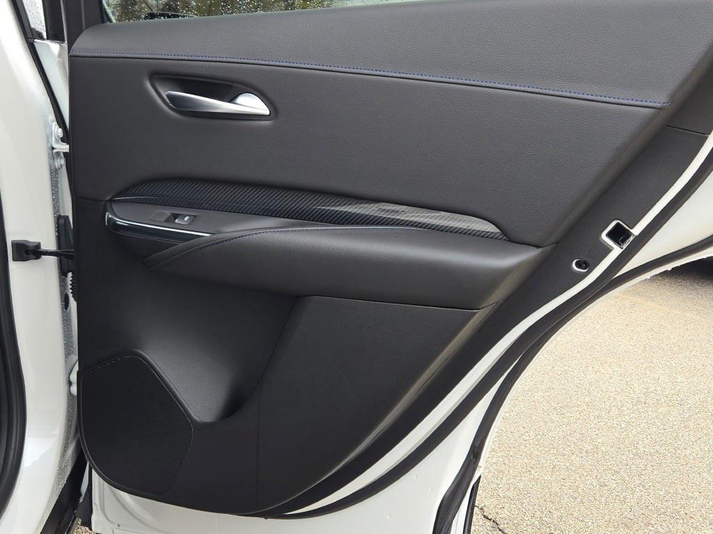 used 2024 Cadillac XT4 car, priced at $41,000