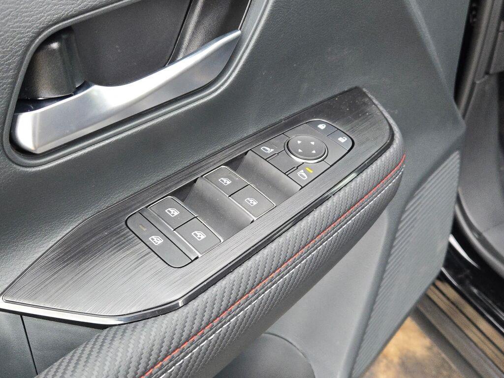 new 2025 Nissan Kicks car, priced at $33,260