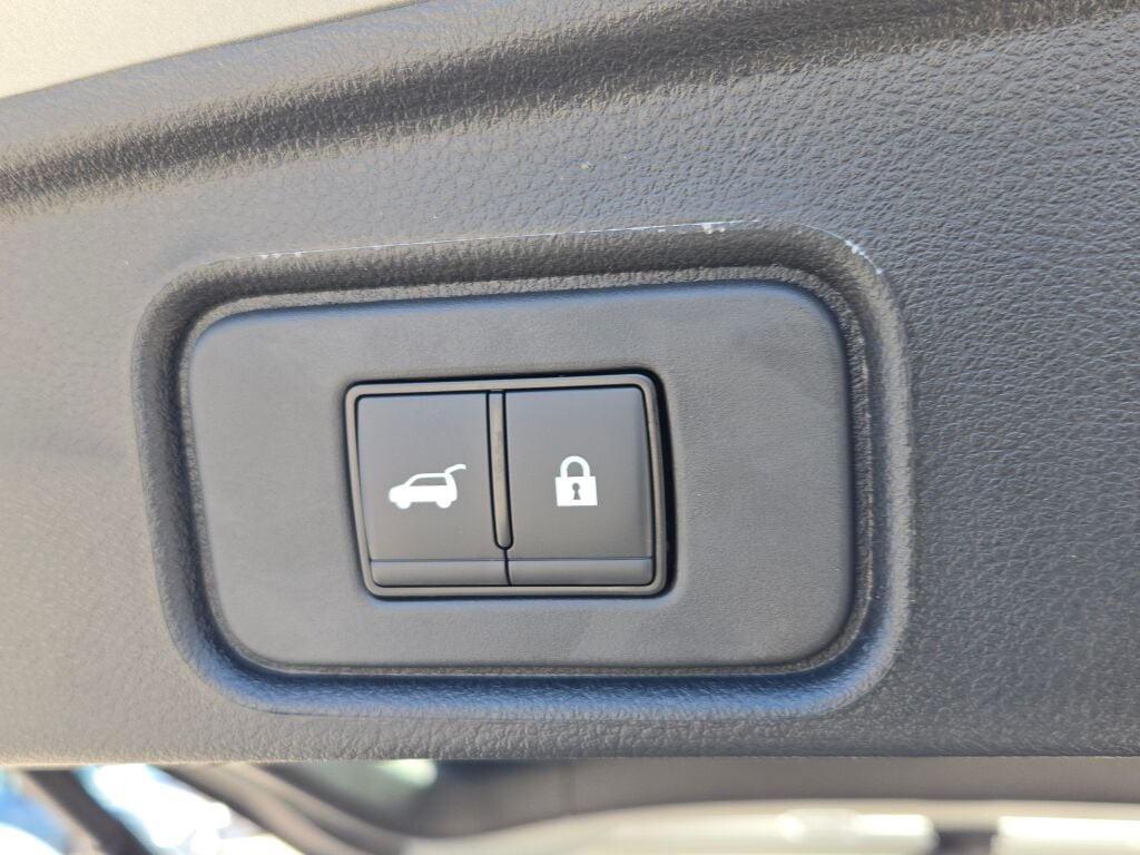 new 2025 Nissan Pathfinder car, priced at $46,960