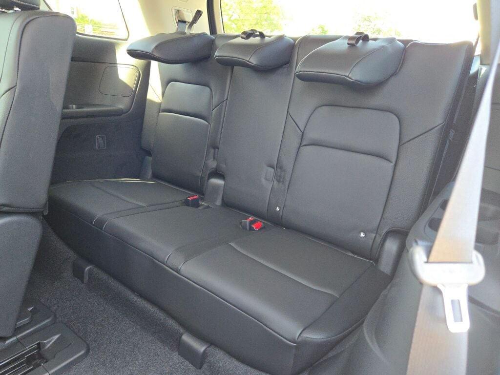 new 2025 Nissan Pathfinder car, priced at $46,960