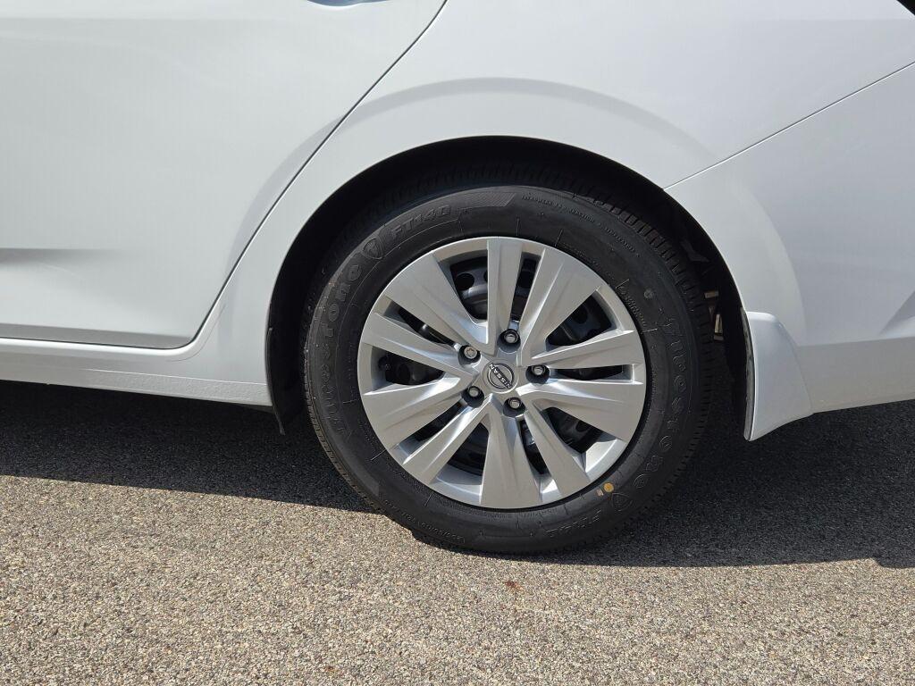 new 2025 Nissan Sentra car, priced at $23,335