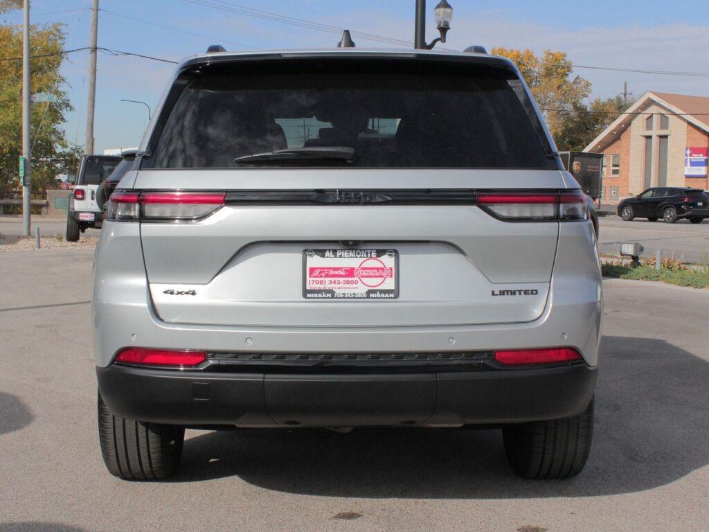 used 2024 Jeep Grand Cherokee car, priced at $37,900