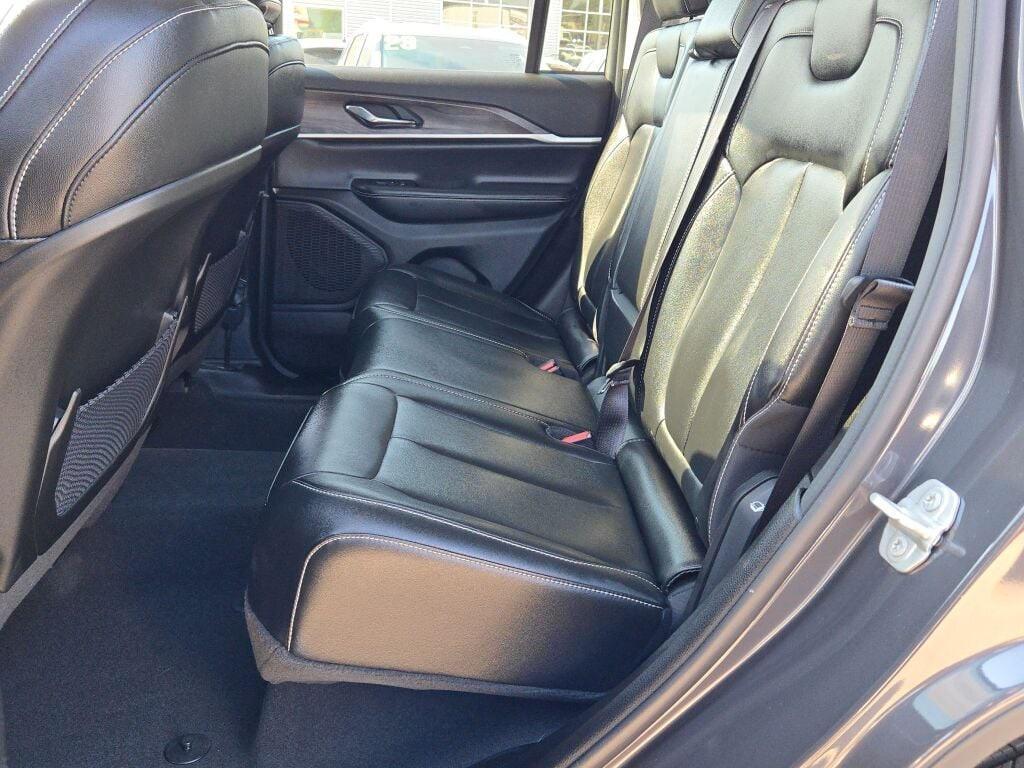 used 2024 Jeep Grand Cherokee car, priced at $39,900