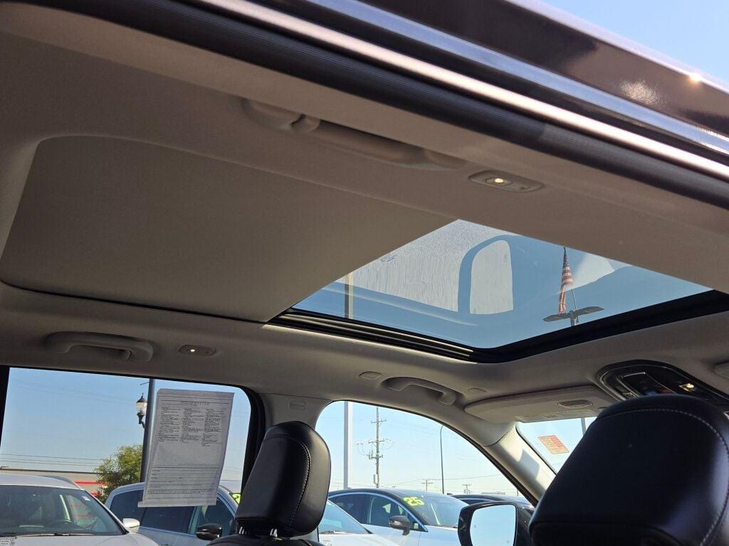 used 2024 Jeep Grand Cherokee car, priced at $39,900