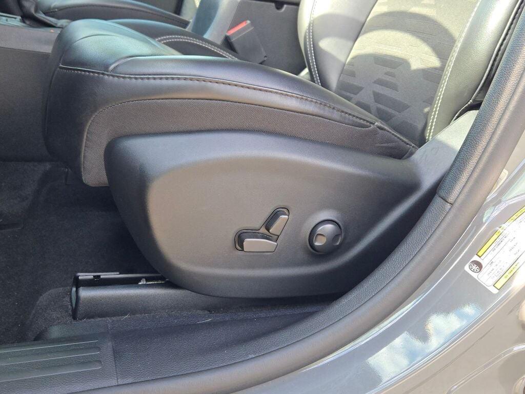 used 2022 Jeep Cherokee car, priced at $24,400