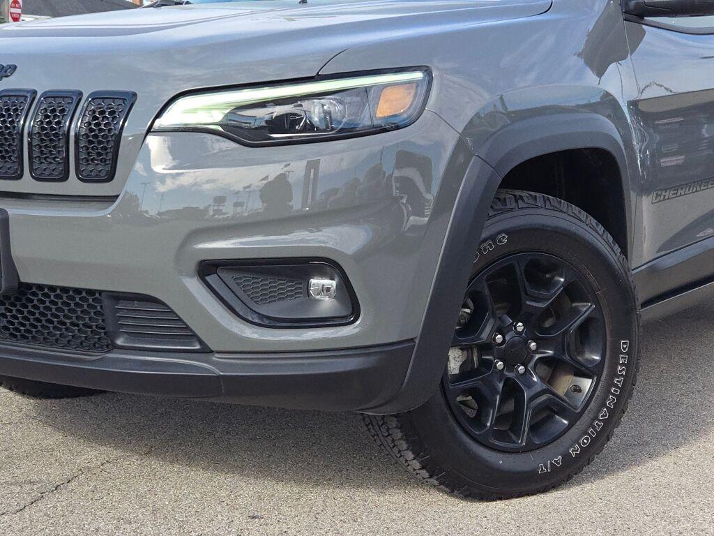 used 2022 Jeep Cherokee car, priced at $24,400