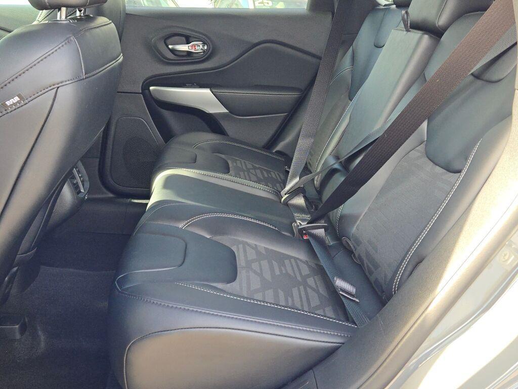 used 2022 Jeep Cherokee car, priced at $24,400