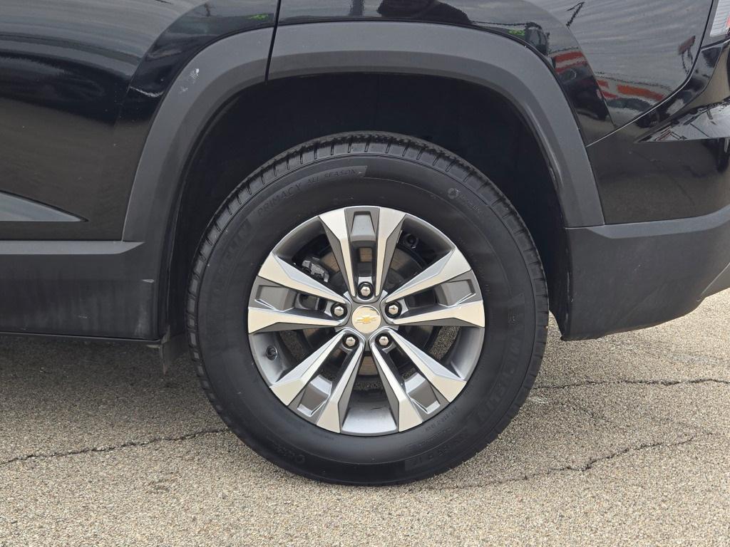 used 2025 Chevrolet Equinox car, priced at $28,000