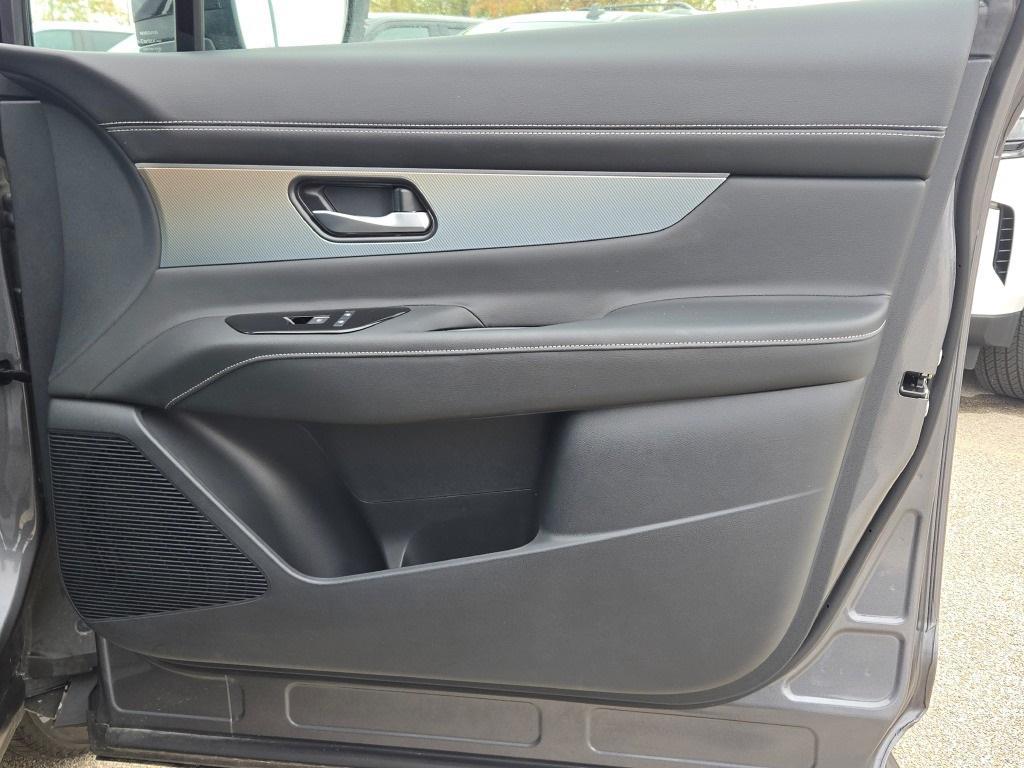 used 2025 Nissan Murano car, priced at $38,900