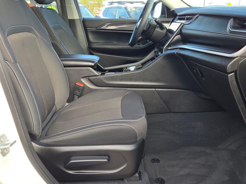 used 2023 Jeep Grand Cherokee car, priced at $29,900