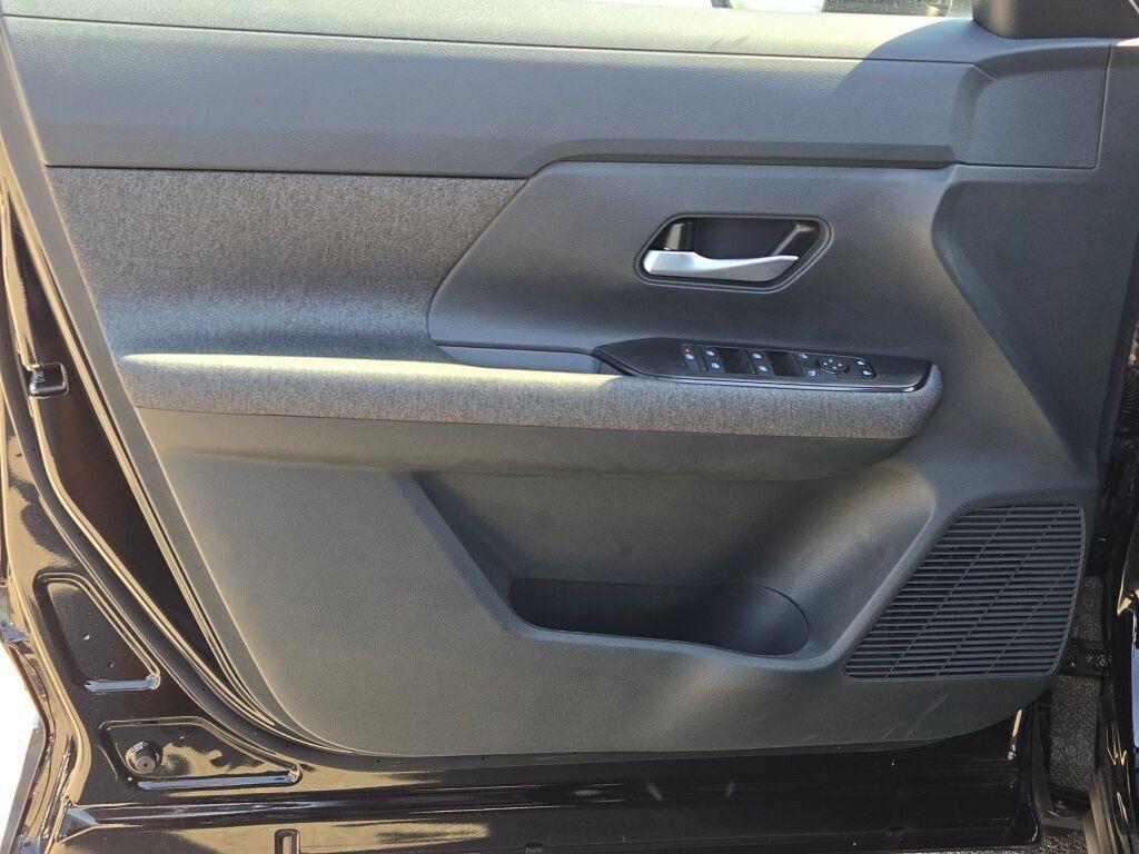 new 2026 Nissan Kicks car, priced at $29,390