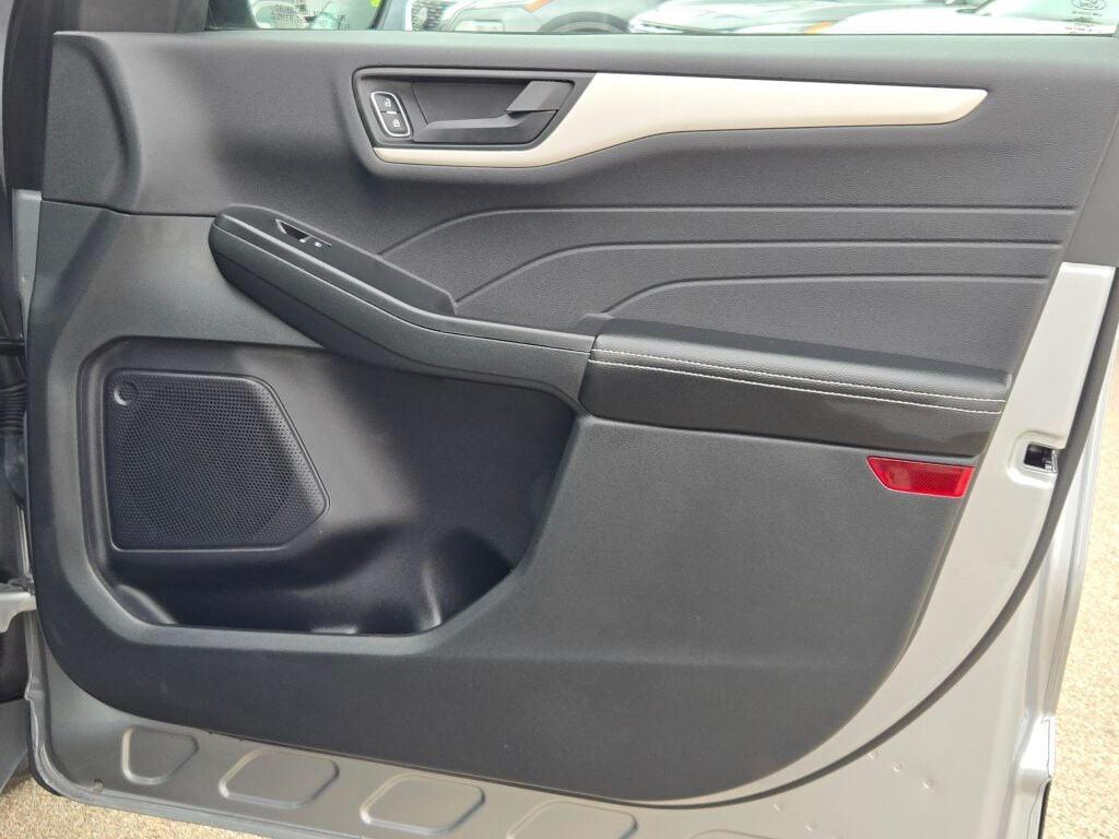 used 2022 Ford Escape car, priced at $20,000
