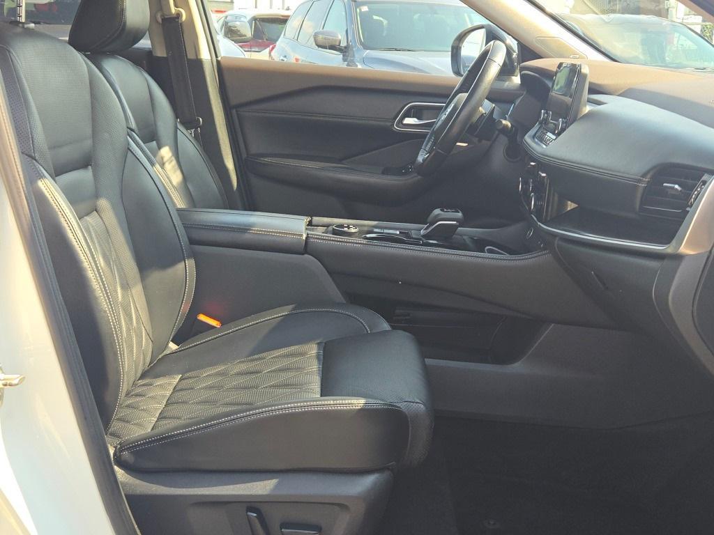 used 2021 Nissan Rogue car, priced at $19,500