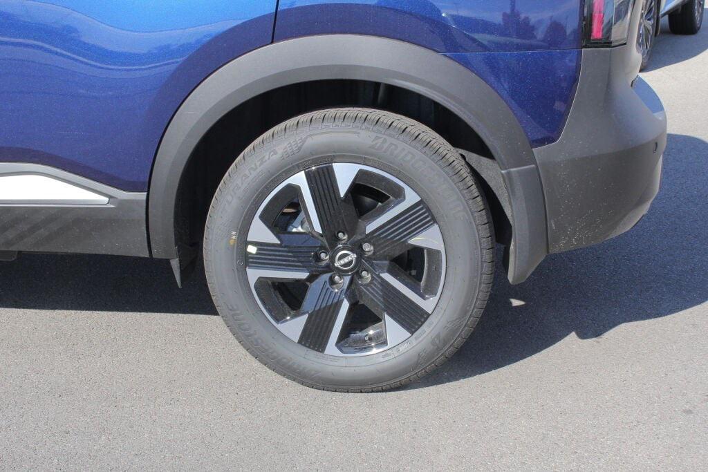 new 2026 Nissan Kicks car, priced at $29,025