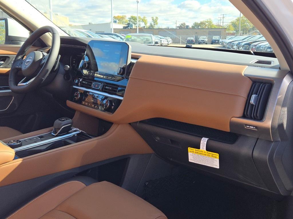 new 2025 Nissan Pathfinder car, priced at $53,950