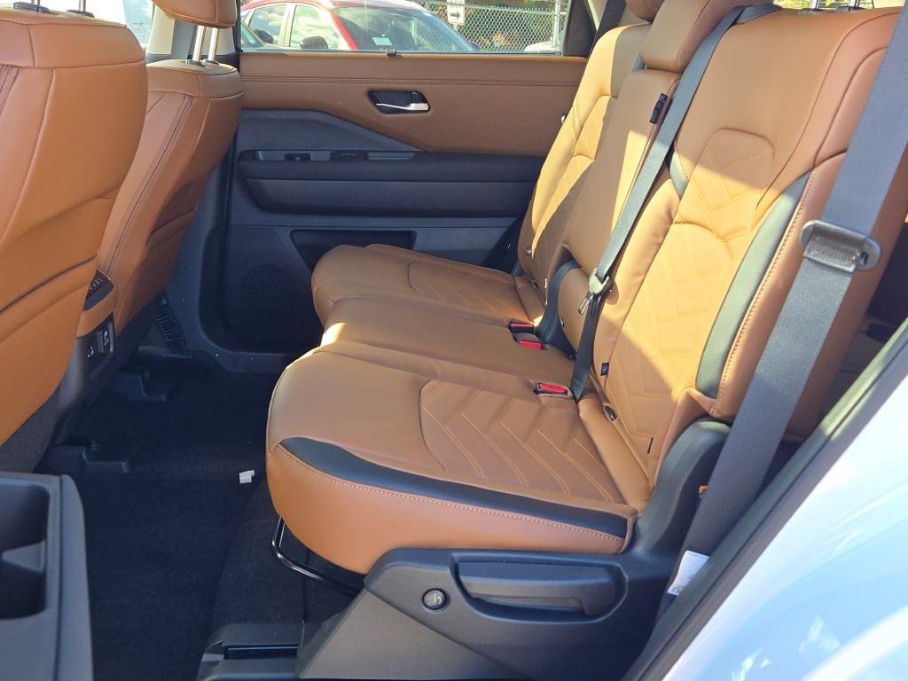 new 2025 Nissan Pathfinder car, priced at $53,950