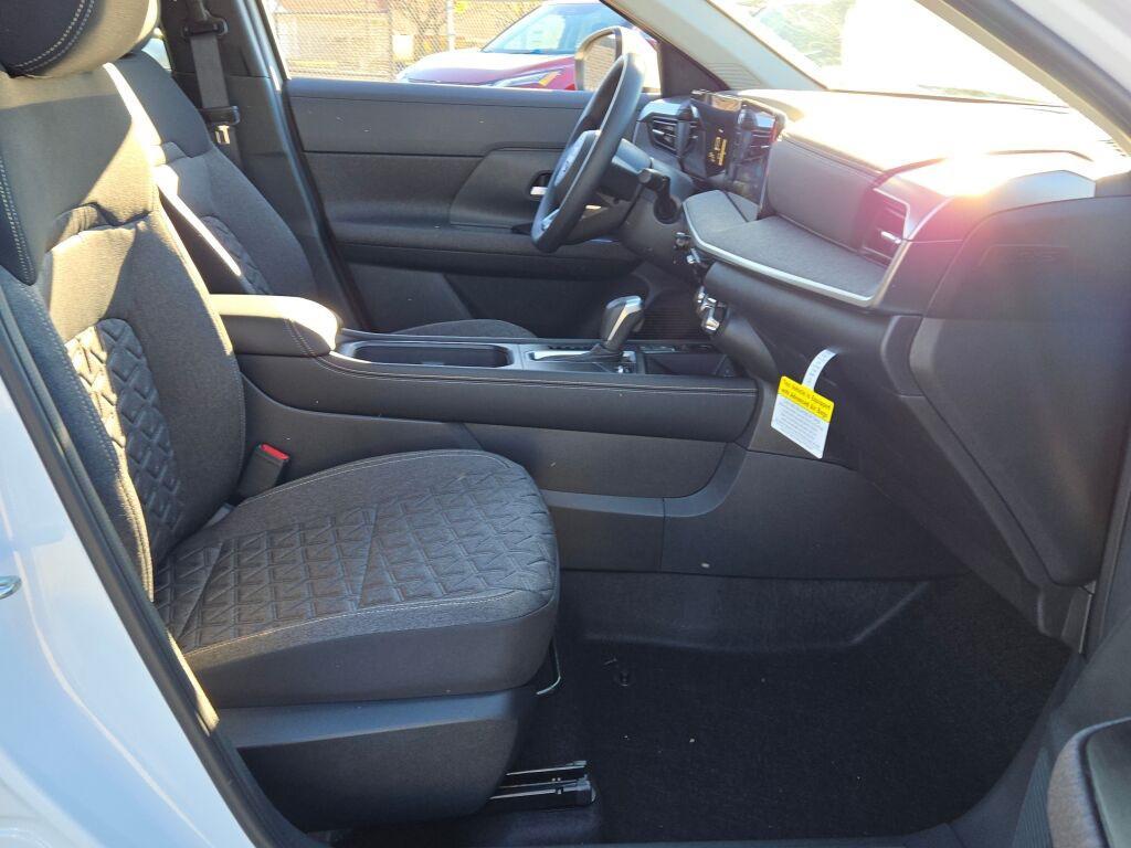 new 2025 Nissan Kicks car, priced at $27,810