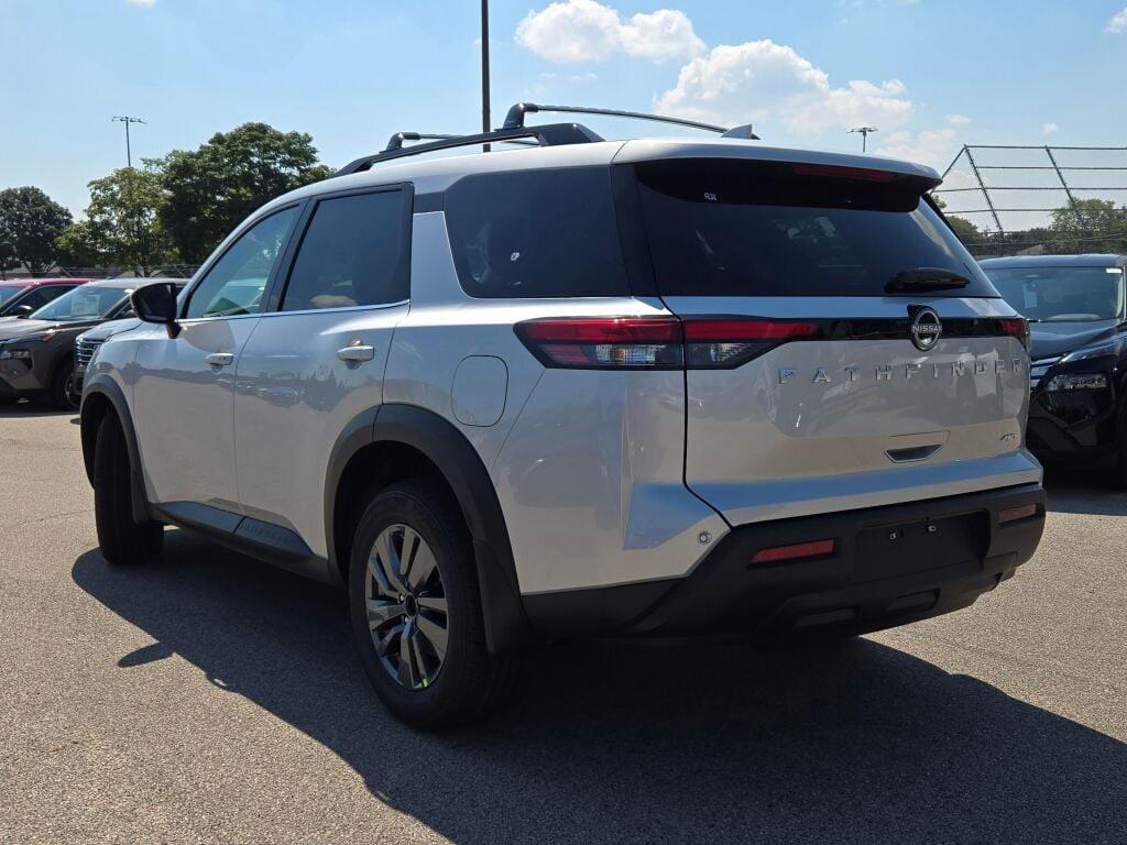 new 2025 Nissan Pathfinder car, priced at $43,775