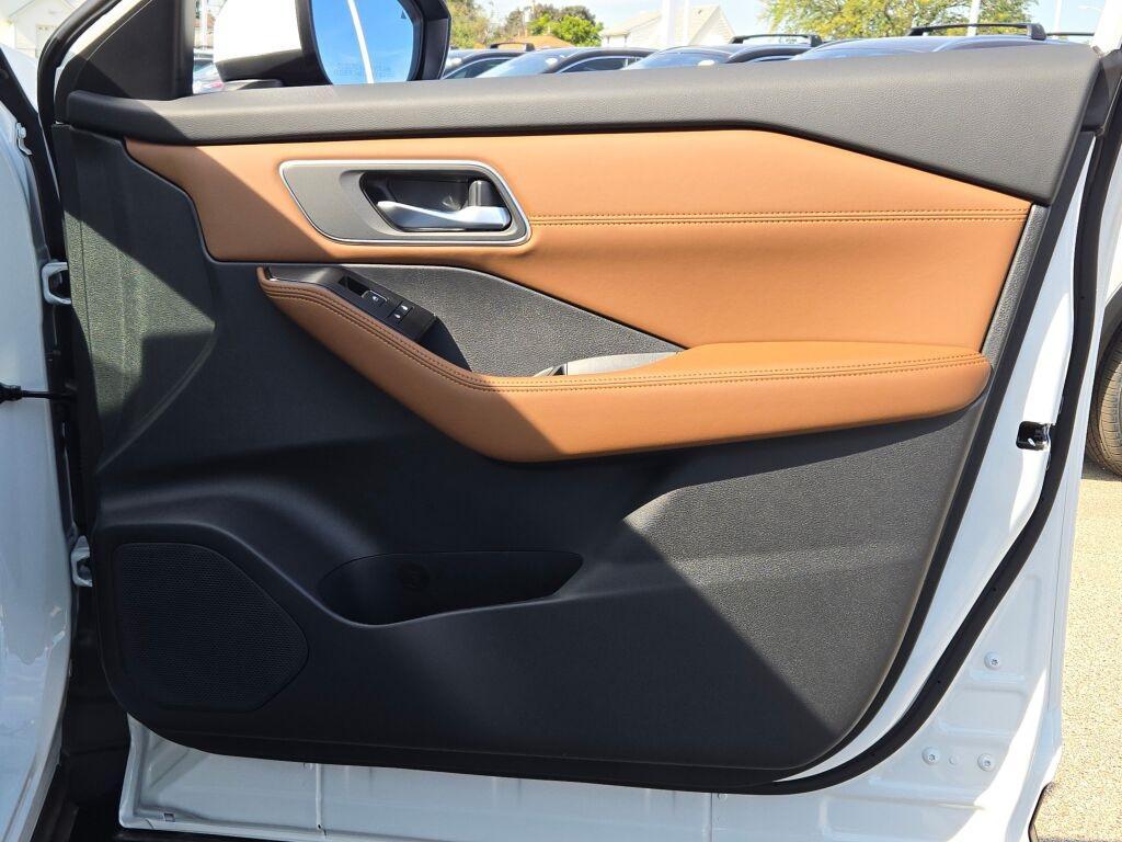 new 2026 Nissan Rogue car, priced at $43,285