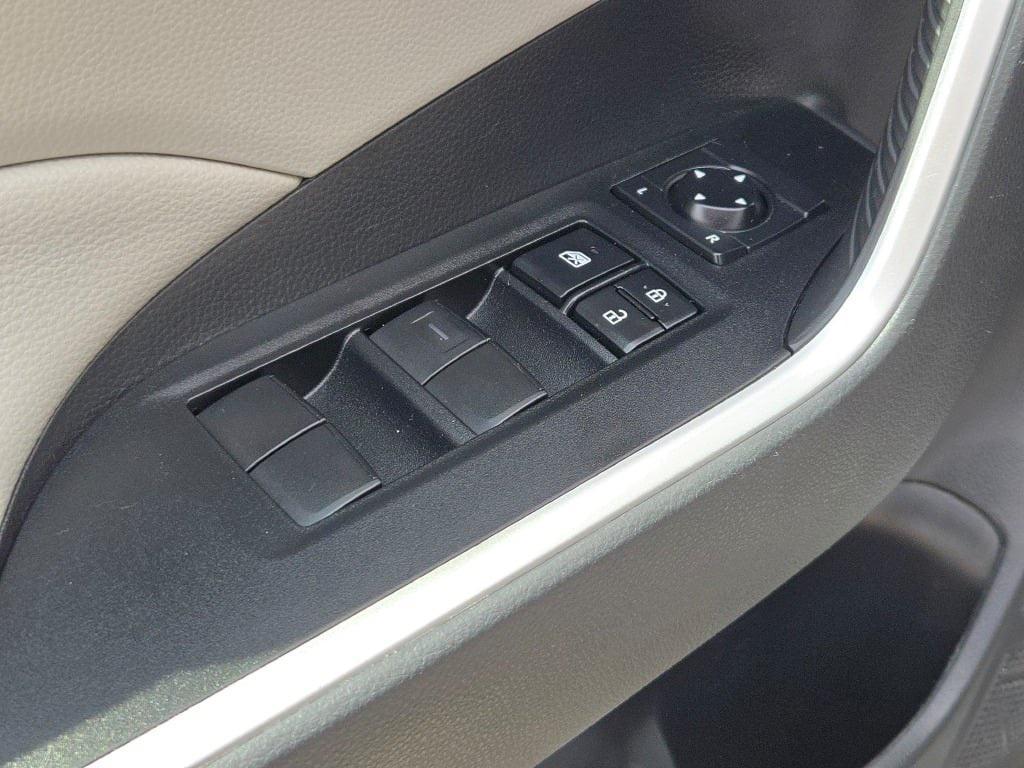 used 2021 Toyota RAV4 car, priced at $24,400