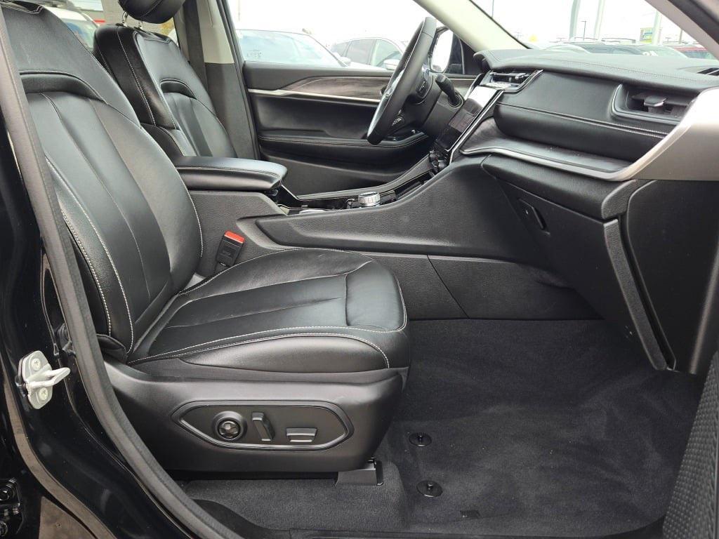 used 2023 Jeep Grand Cherokee car, priced at $33,000