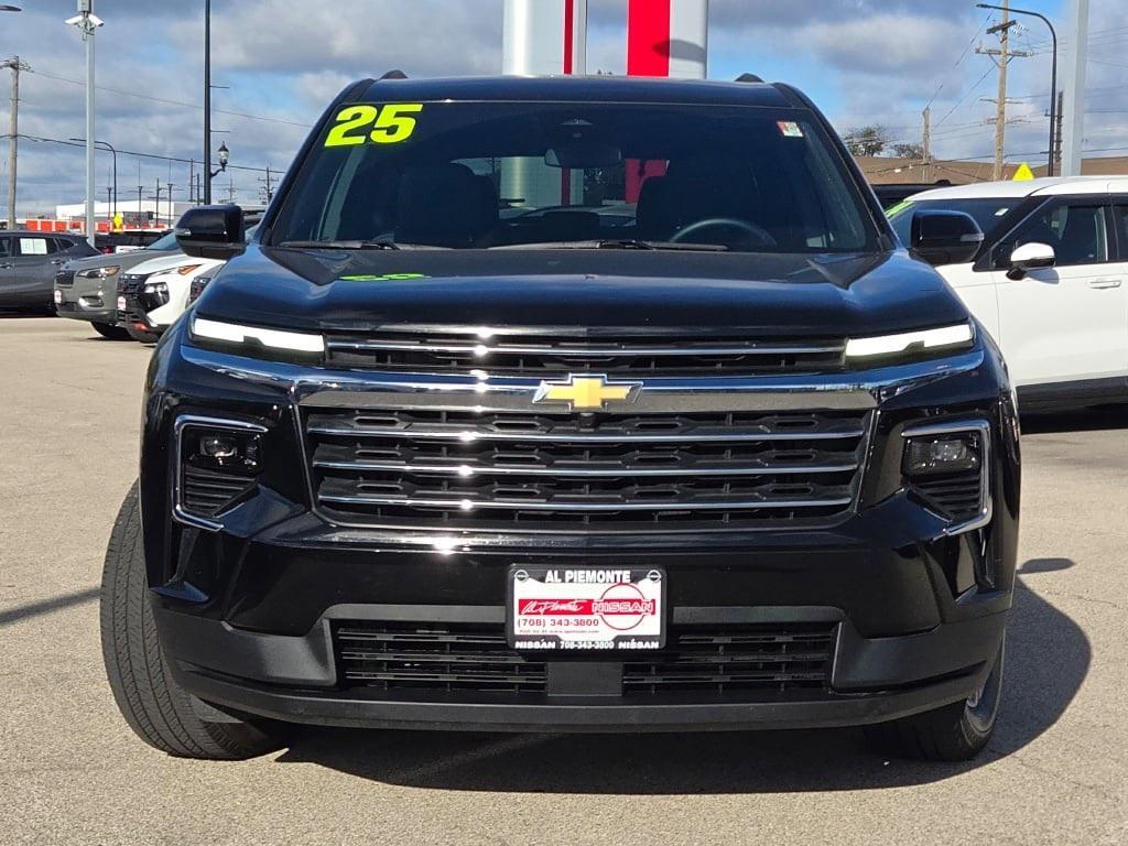 used 2025 Chevrolet Traverse car, priced at $39,000