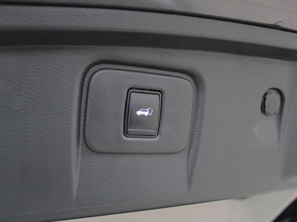 used 2023 Nissan Murano car, priced at $31,900