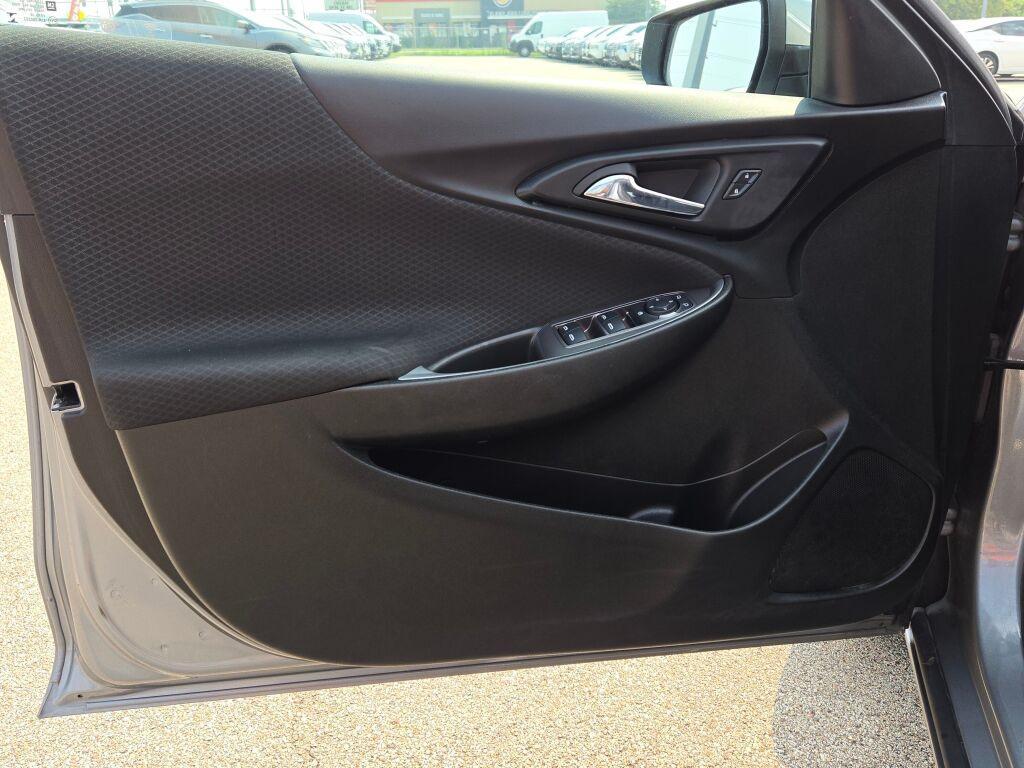 used 2023 Chevrolet Malibu car, priced at $19,000