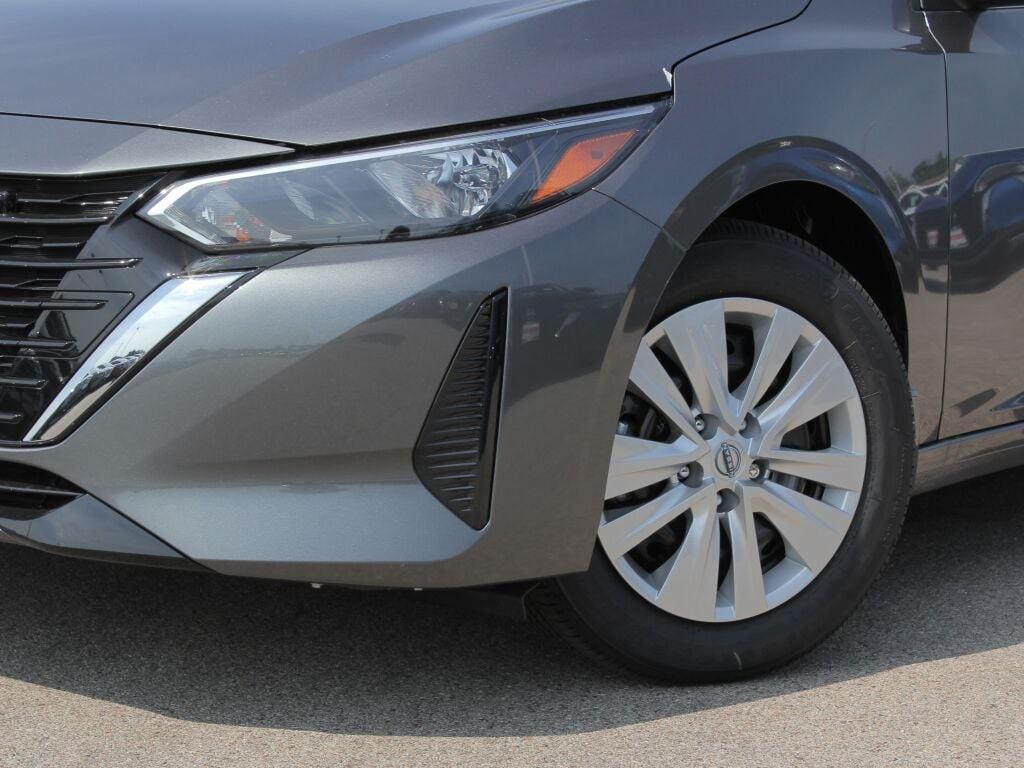 new 2025 Nissan Sentra car, priced at $23,255