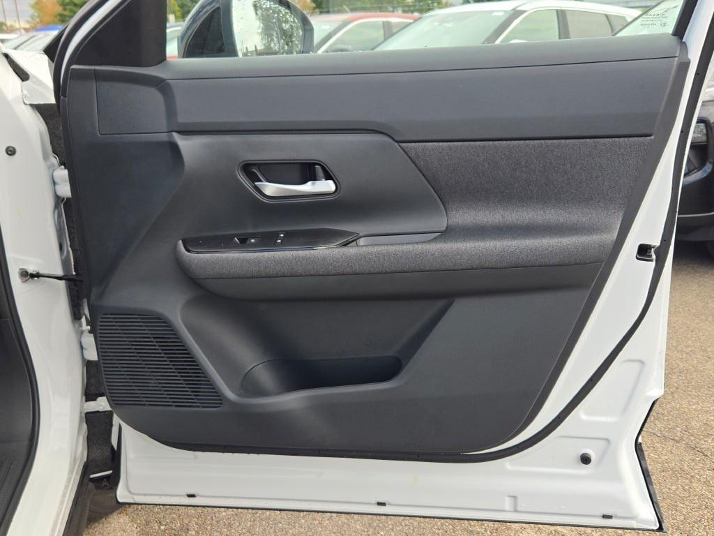 new 2026 Nissan Kicks car, priced at $29,840