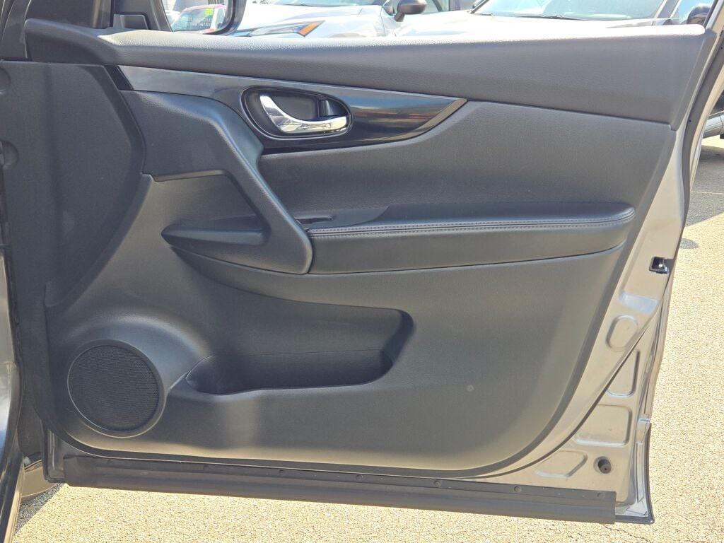 used 2021 Nissan Rogue Sport car, priced at $19,500