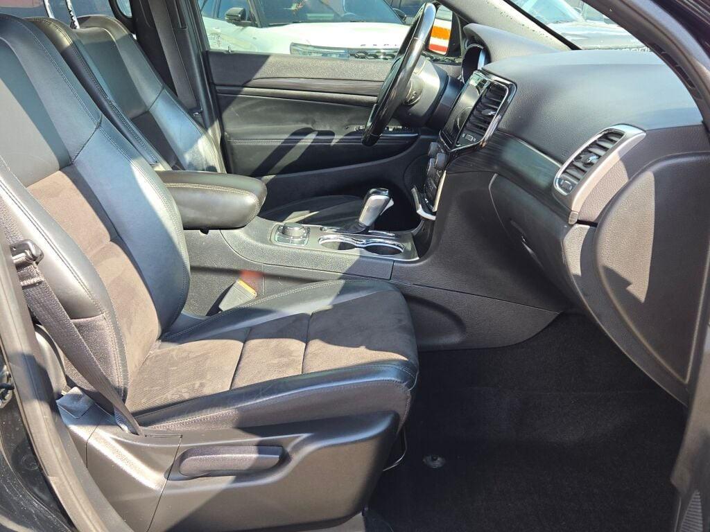 used 2021 Jeep Grand Cherokee car, priced at $25,000