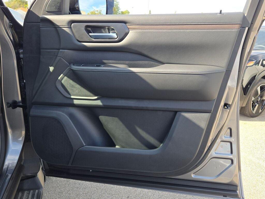 new 2026 Nissan Armada car, priced at $71,345