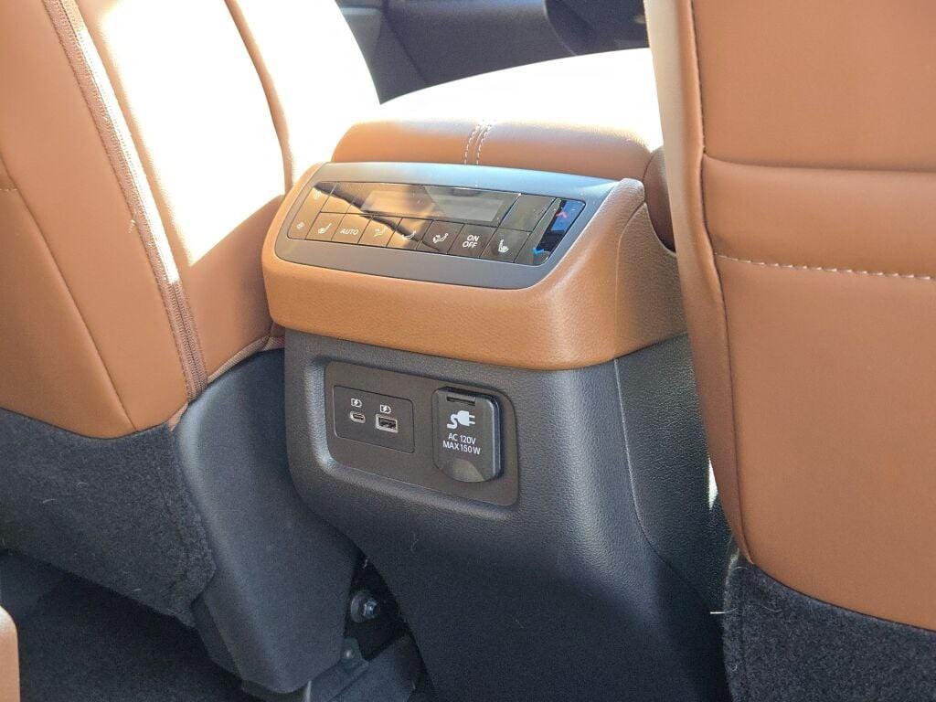 new 2025 Nissan Pathfinder car, priced at $55,205