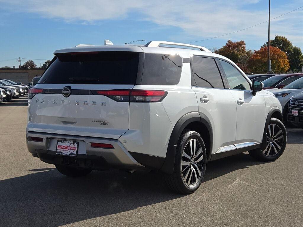 new 2025 Nissan Pathfinder car, priced at $55,205