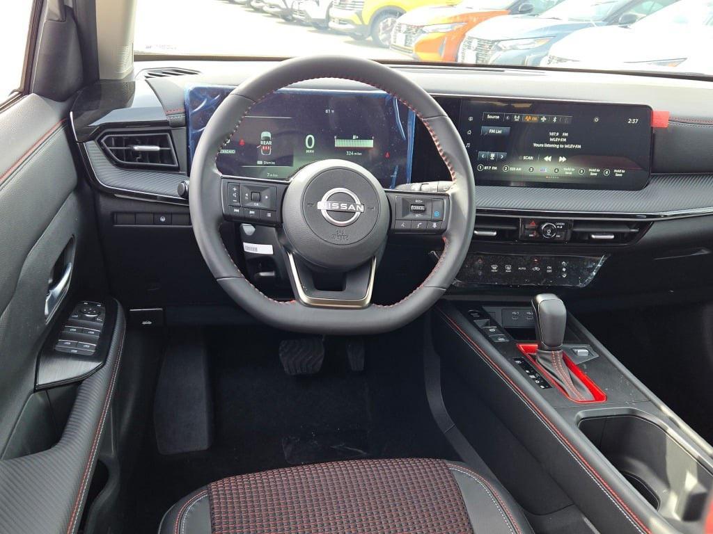 new 2025 Nissan Kicks car, priced at $29,353