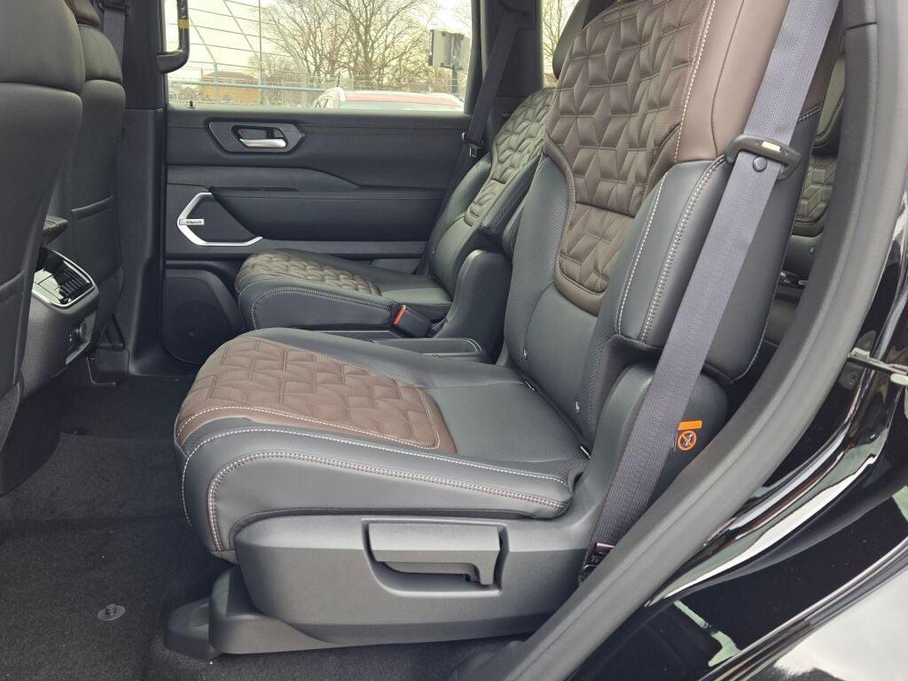 new 2025 Nissan Armada car, priced at $72,254