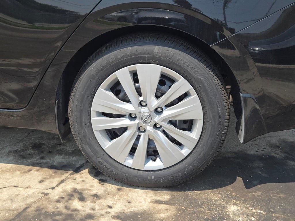 new 2025 Nissan Sentra car, priced at $23,335