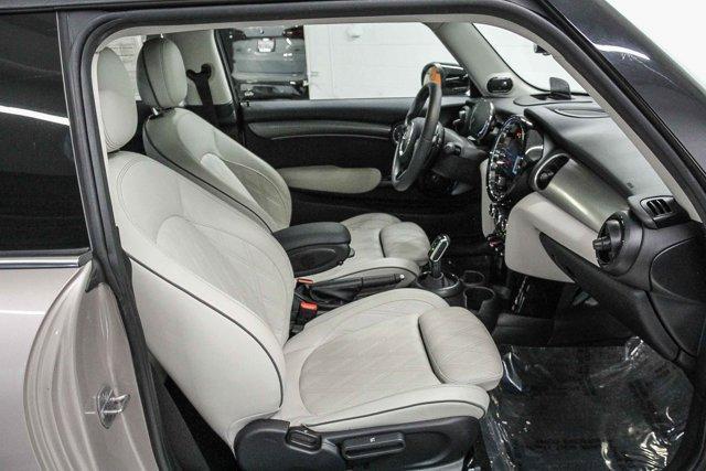 used 2023 MINI Hardtop car, priced at $25,991