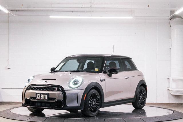 used 2022 MINI Hardtop car, priced at $25,991