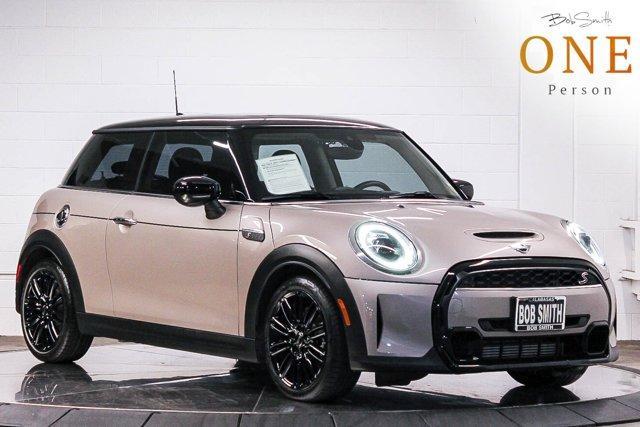 used 2022 MINI Hardtop car, priced at $25,991